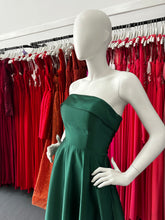 Carregar imagem no visualizador da galeria, Vestido longo cetim