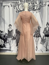 Carregar imagem no visualizador da galeria, Vestido Longo com Manga Fluida