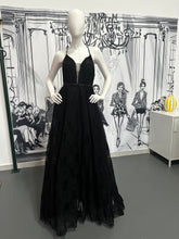 Carregar imagem no visualizador da galeria, Vestido em renda