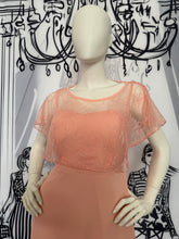 Carregar imagem no visualizador da galeria, Vestido longo com renda delicada