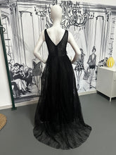 Carregar imagem no visualizador da galeria, Vestido longo preto