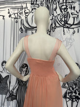 Carregar imagem no visualizador da galeria, Vestido Longo com Alças Decoradas