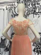 Carregar imagem no visualizador da galeria, Vestido Longo com Renda