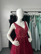 Carregar imagem no visualizador da galeria, Vestido longo Bordou