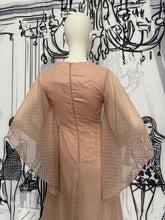 Carregar imagem no visualizador da galeria, Vestido Longo com Manga Fluida